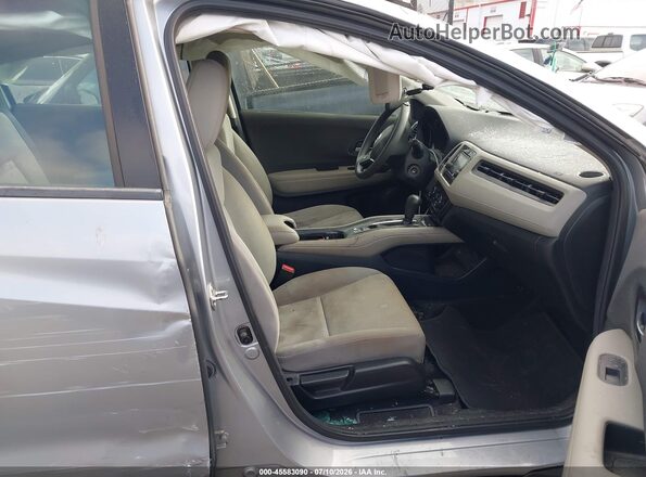 3CZRU5H37KG704129 2019 HONDA HR-V Silver Front interior view