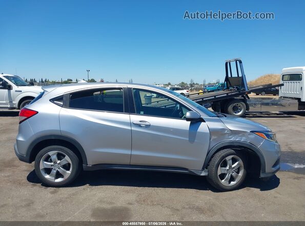 3CZRU5H37KG715194 2019 HONDA HR-V Серебряный Вид задней части салона