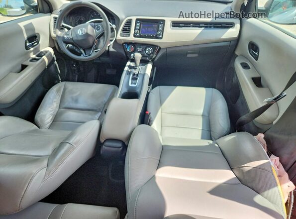 3CZRU5H3XHM708671 2017 HONDA HR-V Silver Առջևի վահանակի տեսք