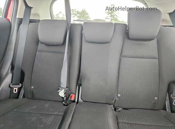 3CZRU5H50HM717669 2017 HONDA HR-V Red Rear seats view