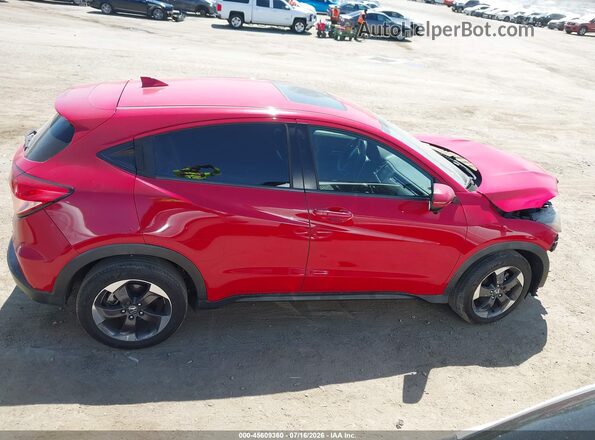 3CZRU5H51JM708078 2018 HONDA HR-V Красный Вид задней части салона
