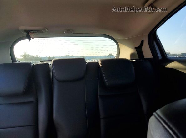 3CZRU5H52HM712604 2017 HONDA HR-V Gray Rear seats view