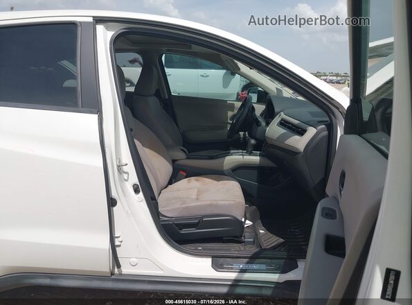 3CZRU5H52JM709711 2018 HONDA HR-V White Սալոնի դիմացի տեսք