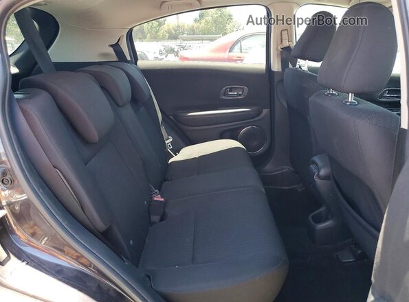 3CZRU5H52JM721602 2018 HONDA HR-V Charcoal Rear interior view