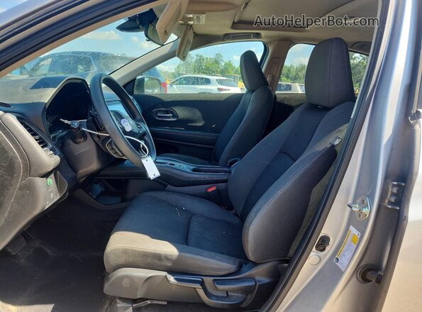 3CZRU5H52KM717177 2019 HONDA HR-V Серебряный Вид салона спереди