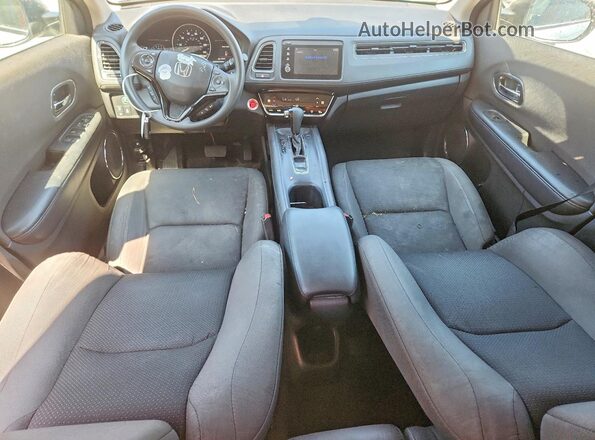 3CZRU5H52KM717177 2019 HONDA HR-V Серебряный Вид панели приборов