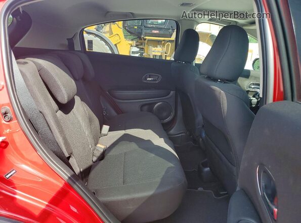 3CZRU5H54JM720502 2018 HONDA HR-V Red Rear interior view