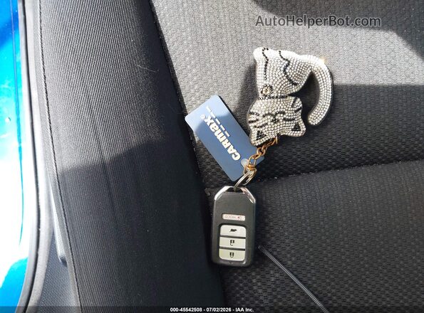 3CZRU5H55JM712019 2018 HONDA HR-V Синий Вид панели приборов