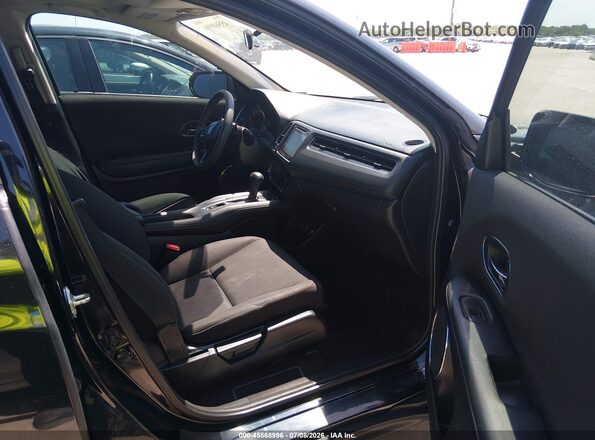 3CZRU5H55JM723215 2018 HONDA HR-V Black Front interior view