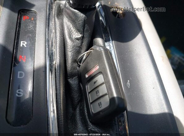 3CZRU5H57KM729566 2019 HONDA HR-V Silver Առջևի վահանակի տեսք