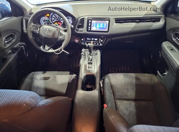 3CZRU5H58HM706189 2017 HONDA HR-V Черный Вид панели приборов