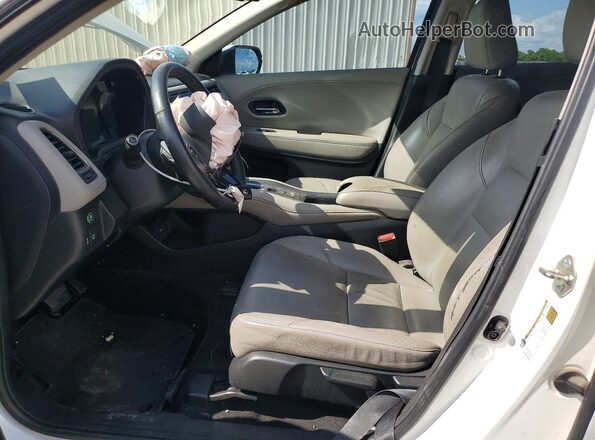 3CZRU5H71HM710053 2017 HONDA HR-V White წინა სალონის ხედი