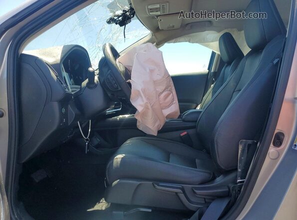 3CZRU5H73NM725424 2022 HONDA HR-V Серебряный Вид салона спереди