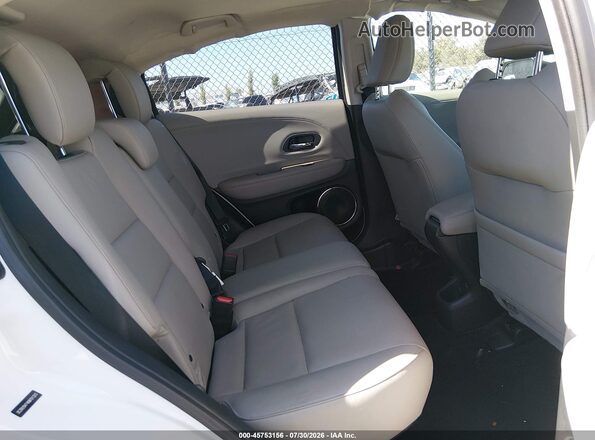 3CZRU5H74KM701323 2019 HONDA HR-V White VIN sticker view