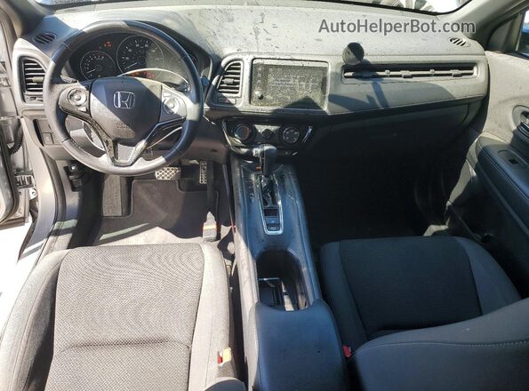 3CZRU6H11KG720055 2019 HONDA HR-V Silver Dashboard view