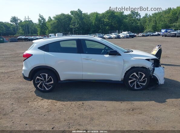 3CZRU6H17KM702936 2019 HONDA HR-V Белый Вид задней части салона