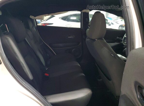 3CZRU6H18NM710709 2022 HONDA HR-V White Widok wnętrza z tyłu