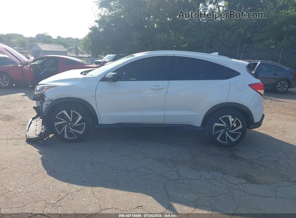 3CZRU6H1XKM721030 2019 HONDA HR-V White 360 interior view