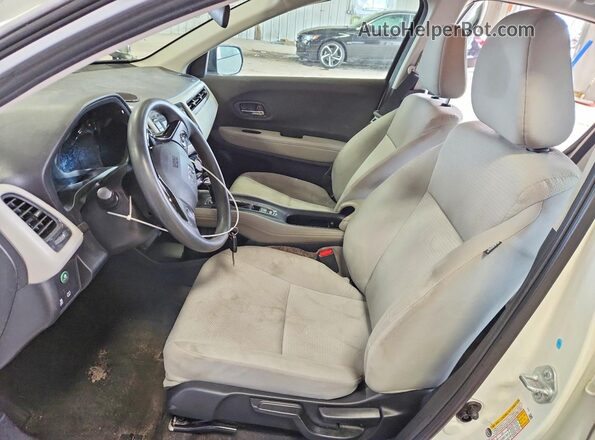 3CZRU6H30MM742716 2021 HONDA HR-V White Սալոնի դիմացի տեսք