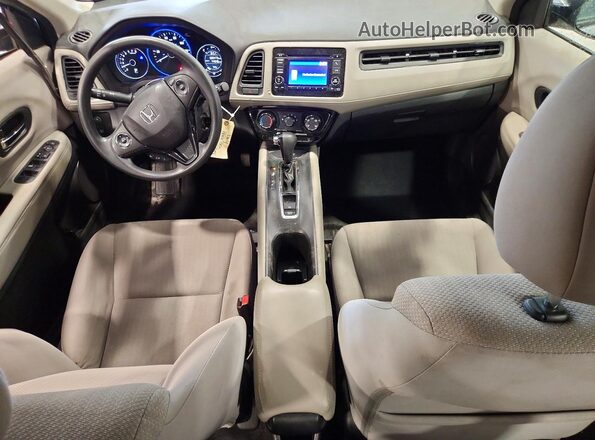 3CZRU6H31JG706897 2018 HONDA HR-V Серебряный Вид панели приборов