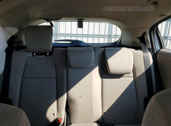 3CZRU6H31JG711582 2018 HONDA HR-V Gray Widok tylnych siedzeń