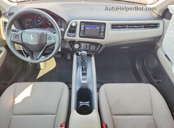 3CZRU6H32HM721615 2017 HONDA HR-V White Вид панелі приладів