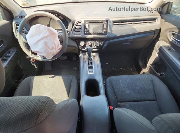 3CZRU6H32JM729946 2018 HONDA HR-V Gray Առջևի վահանակի տեսք