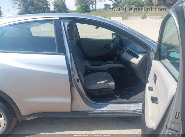 3CZRU6H33HG705924 2017 HONDA HR-V Silver Widok wnętrza z przodu