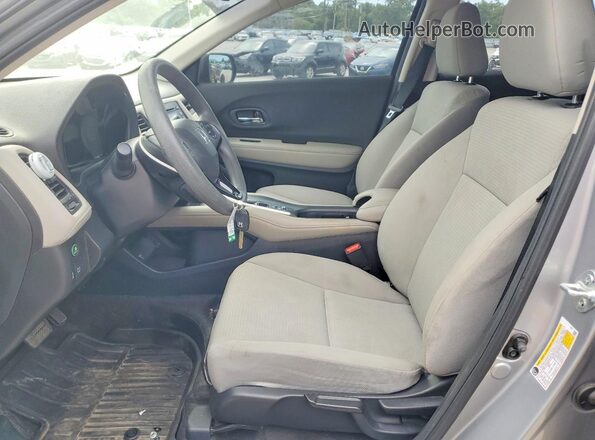 3CZRU6H33NM724583 2022 HONDA HR-V Silver Front interior view