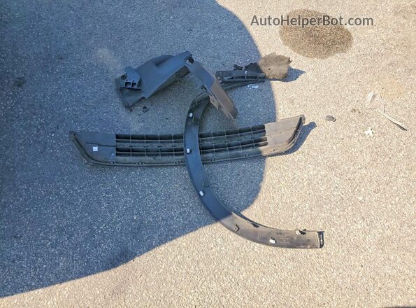 3CZRU6H35KG721002 2019 HONDA HR-V Silver Вид підкапотного простору