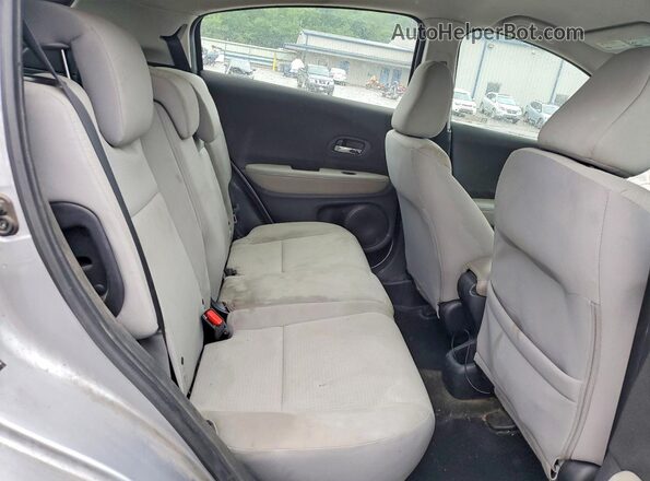 3CZRU6H35KG727446 2019 HONDA HR-V Silver უკანა სავარძლების ხედი