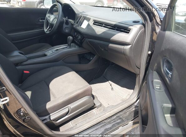 3CZRU6H38JG711014 2018 HONDA HR-V Black Вид салону спереду