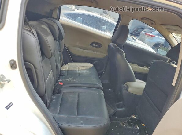 3CZRU6H38JM730941 2018 HONDA HR-V White უკანა სალონის ხედი