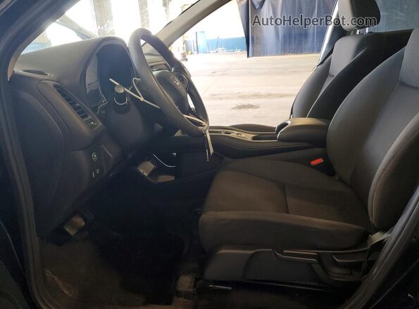 3CZRU6H38NM770748 2022 HONDA HR-V Черный Вид салона спереди