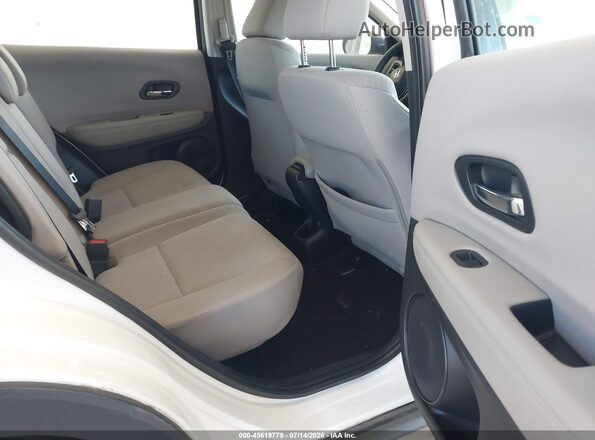 3CZRU6H39JM707099 2018 HONDA HR-V White Widok naklejki z numerem VIN
