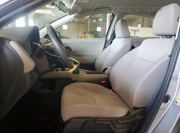 3CZRU6H3XJG723729 2018 HONDA HR-V Silver Սալոնի դիմացի տեսք