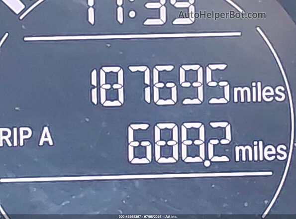 3CZRU6H3XKM718758 2019 HONDA HR-V White Հետևի նստատեղերի տեսք