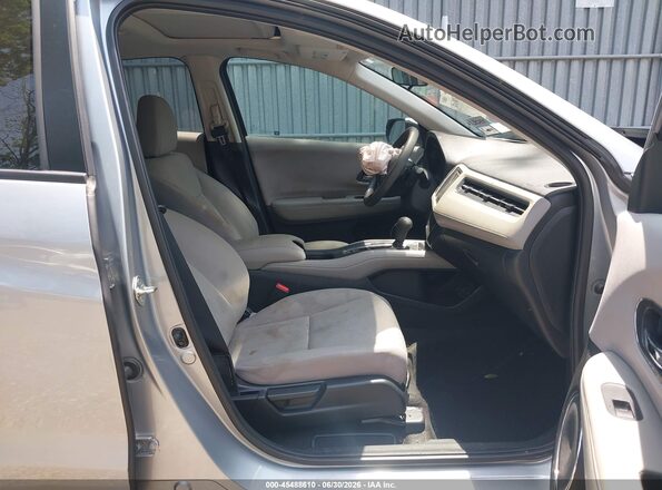 3CZRU6H50HM730315 2017 HONDA HR-V Silver Widok wnętrza z przodu