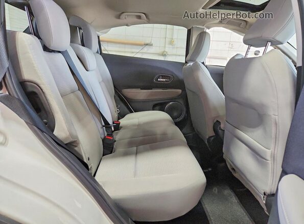 3CZRU6H50MM708714 2021 HONDA HR-V White Вид задньої частини салону