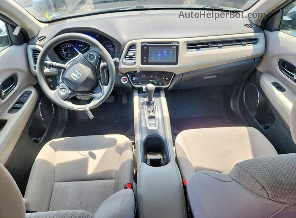 3CZRU6H52JG725072 2018 HONDA HR-V Silver Առջևի վահանակի տեսք