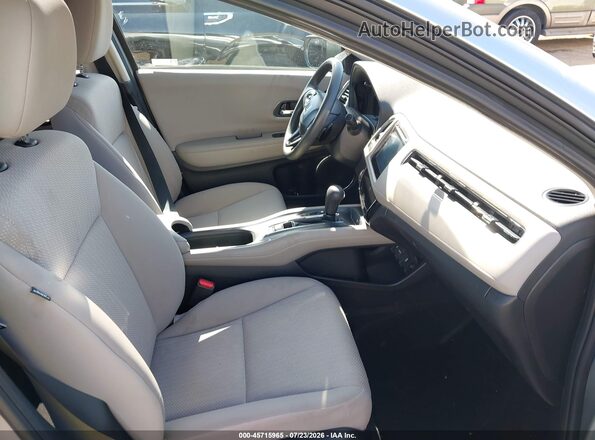 3CZRU6H52JG729557 2018 HONDA HR-V Серый Вид салона спереди