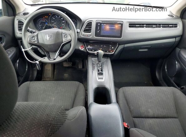 3CZRU6H52JM721069 2018 HONDA HR-V Синий Вид панели приборов