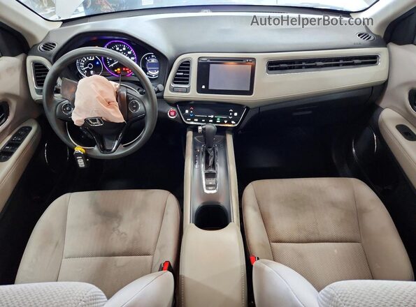 3CZRU6H53HM727666 2017 HONDA HR-V Silver Vista del salpicadero