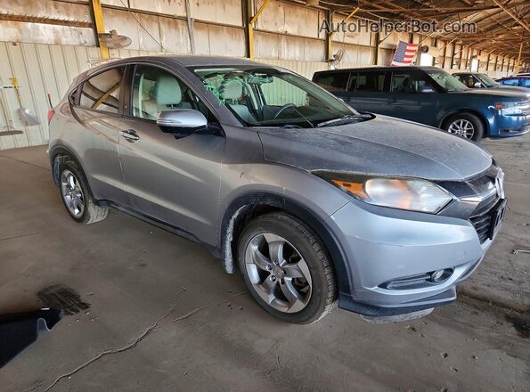 3CZRU6H54HM713601 2017 HONDA HR-V Silver Front right