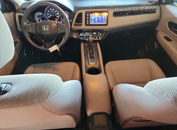 3CZRU6H54HM713601 2017 HONDA HR-V Silver Dashboard view