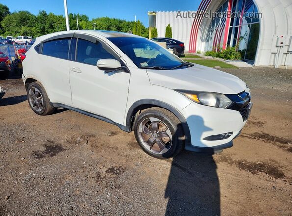 3CZRU6H54JM711904 2018 HONDA HR-V White Передня права чверть