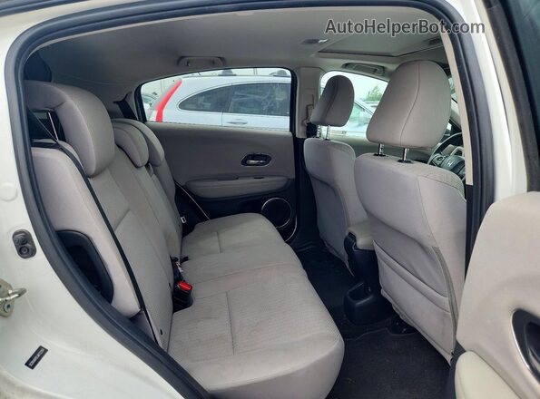3CZRU6H55JM722393 2018 HONDA HR-V White უკანა სავარძლების ხედი