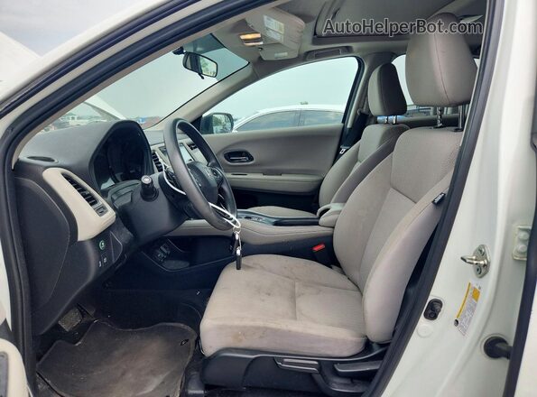 3CZRU6H55JM722393 2018 HONDA HR-V White წინა სალონის ხედი