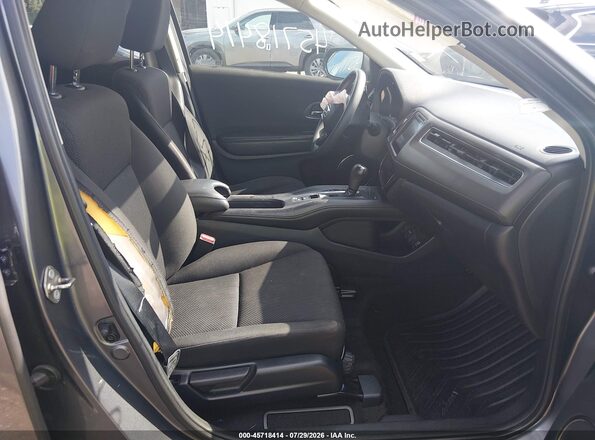 3CZRU6H57HM710000 2017 HONDA HR-V Gray Вид салону спереду