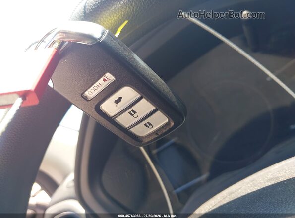 3CZRU6H57KM734448 2019 HONDA HR-V Gray Dashboard view